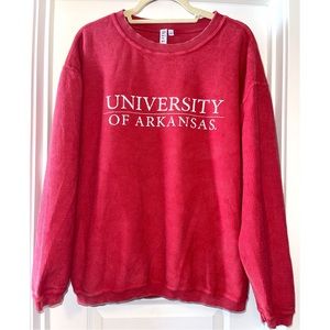 University of Arkansas slightly distressed and ribbed sweatshirt. Size M.